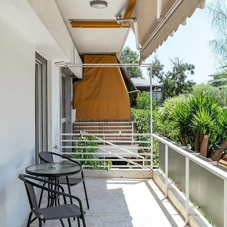 Cozy 2Bd Beachfront Escape In The Heart Of Glyfada Athens Exterior photo