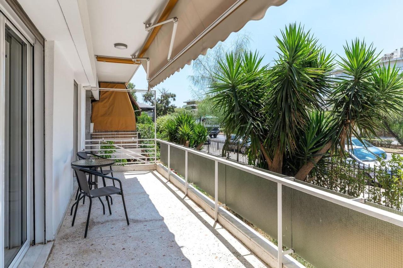 Apartment Cozy 2bd Beachfront Escape In The Heart Of Glyfada *