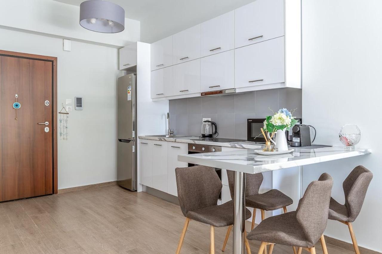 Cozy 2bd Beachfront Escape In The Heart Of Glyfada * Athens