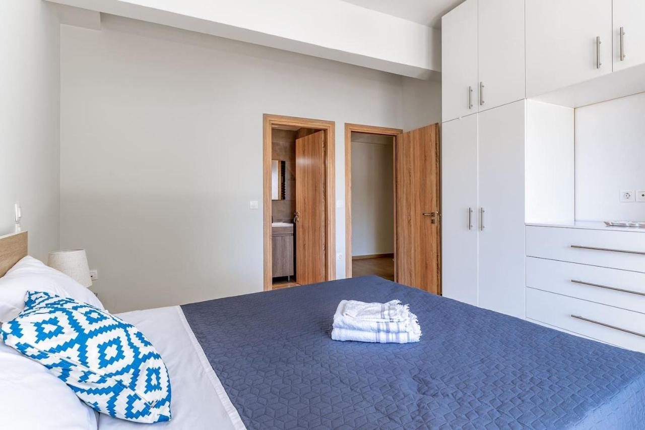 Cozy 2bd Beachfront Escape In The Heart Of Glyfada *